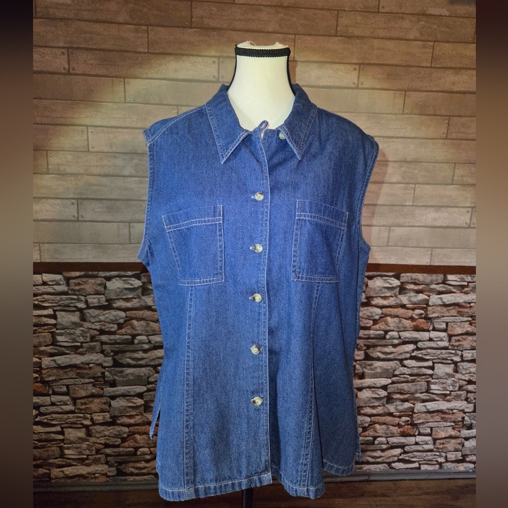 Sleeveless Denim Button-Up Shirt JUST BLU
